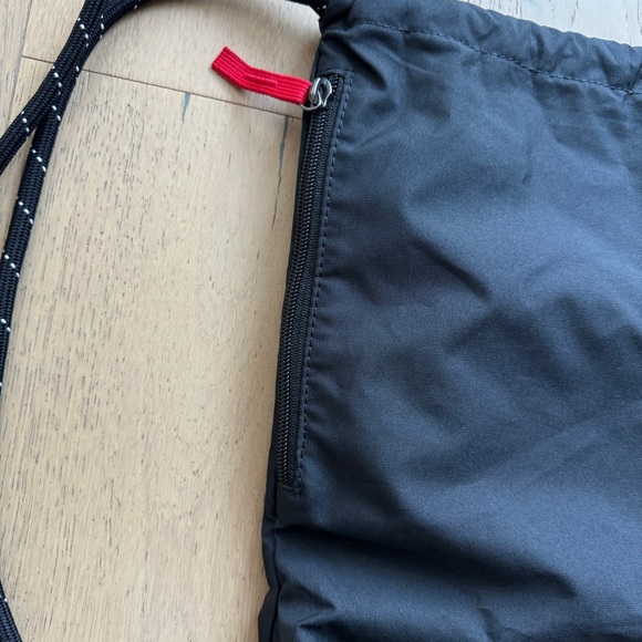 Nike Heritage Drawstring Backpack - Picture 3 of 5